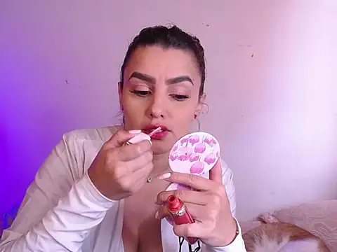 Lu perez online show from October 27, 2025, 7:04 pm