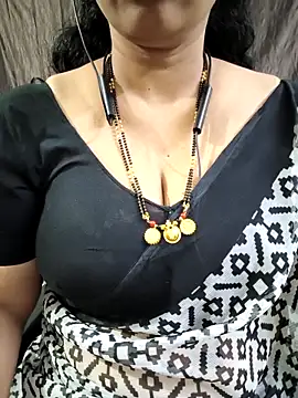 bhuvana555 online show from April 19, 2026, 5:03 pm