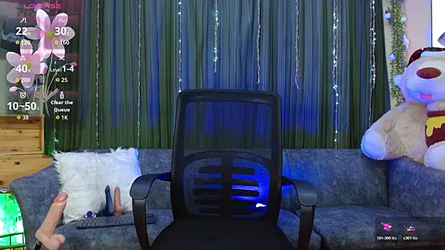 Snapshot of oriana_thomson2 chatting on November 21, 2025, 10:31 pm oriana thomson2 online show from November 21, 2025, 10:31 pm