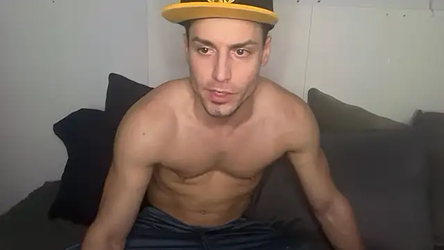 hot shot 13 online show from April 18, 2026, 12:02 am