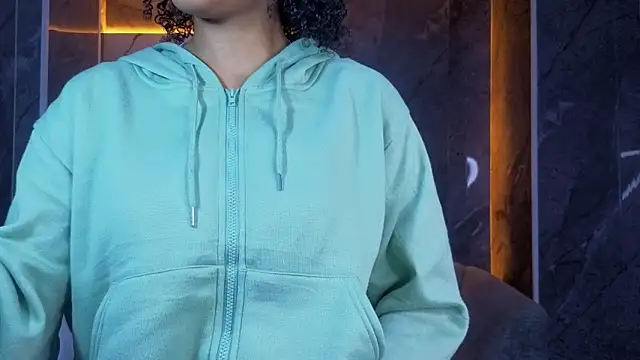 Violeth b online show from January 14, 2026, 12:53 pm