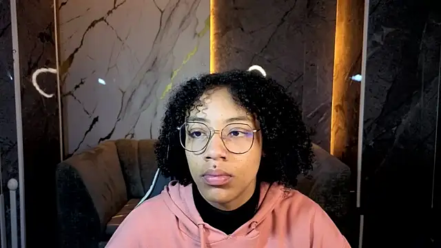 Violeth b online show from December 22, 2025, 12:38 pm