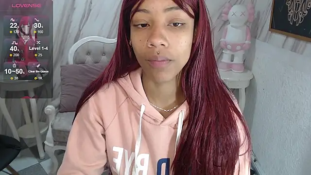 Snapshot of Violeth_b chatting on March 12, 2025, 12:47 pm Violeth b online show from March 12, 2025, 12:47 pm