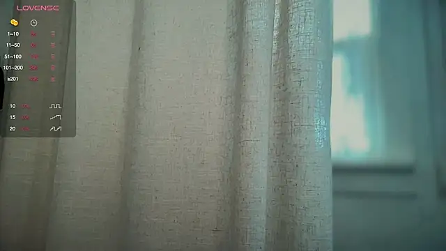 SkarlettRose96 online show from October 30, 2025, 8:39 pm