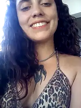 Snapshot of lucylovles chatting on March 21, 2025, 7:35 pm lucylovles online show from March 21, 2025, 7:35 pm