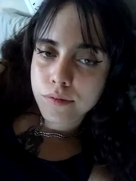 Snapshot of lucylovles chatting on February 20, 2025, 10:27 am lucylovles online show from February 20, 2025, 10:27 am