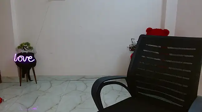 Snapshot of Naughty_Ayesha1 chatting on February 9, 2025, 11:25 am Naughty Ayesha1 online show from February 9, 2025, 11:25 am