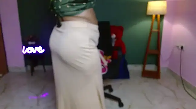 Snapshot of Naughty_Ayesha1 chatting on March 23, 2025, 2:48 am Naughty Ayesha1 online show from March 23, 2025, 2:48 am