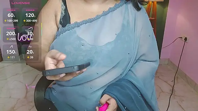 Snapshot of Naughty_Ayesha1 chatting on September 24, 2025, 6:53 am Naughty Ayesha1 online show from September 24, 2025, 6:53 am