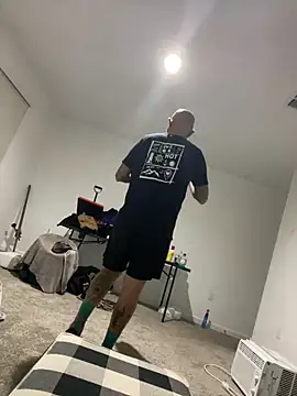 Snapshot of tylergigo chatting on January 28, 2025, 4:29 am tylergigo online show from January 28, 2025, 4:29 am