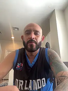 Snapshot of tylergigo chatting on September 19, 2025, 7:40 pm tylergigo online show from September 19, 2025, 7:40 pm