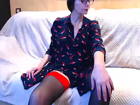 Julianna6532 online show from March 5, 2026, 8:11 am