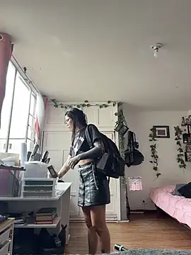 EemaHaruki online show from April 10, 2026, 6:15 pm