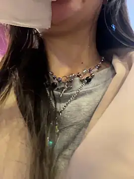 Snapshot of EemaHaruki chatting on November 7, 2025, 6:56 pm EemaHaruki online show from November 7, 2025, 6:56 pm