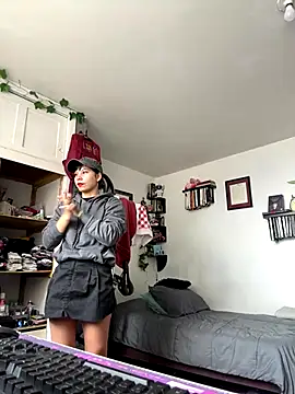 Snapshot of EemaHaruki chatting on October 6, 2025, 6:08 pm EemaHaruki online show from October 6, 2025, 6:08 pm