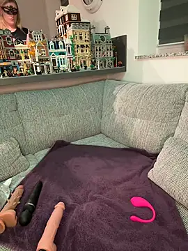 Sissy-Bee online show from January 22, 2025, 7:24 pm