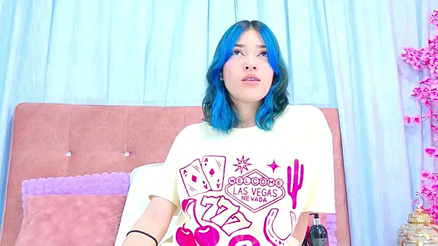 Snapshot of AlliciaKim chatting on November 26, 2025, 7:14 pm AlliciaKim online show from November 26, 2025, 7:14 pm