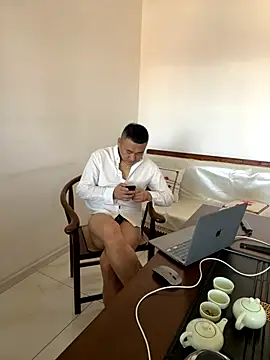 ShaoZian 1 online show from October 30, 2025, 3:38 am