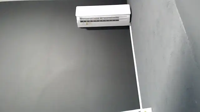 Snapshot of Your_Jessy chatting on December 4, 2025, 1:21 pm Your Jessy online show from December 4, 2025, 1:21 pm