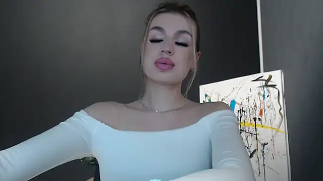 Snapshot of Your_Jessy chatting on September 13, 2025, 1:44 pm Your Jessy online show from September 13, 2025, 1:44 pm