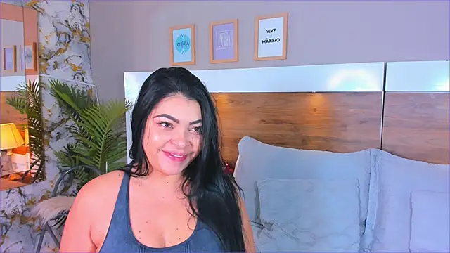 Snapshot of EmaBakker chatting on February 16, 2026, 9:41 am EmaBakker online show from February 16, 2026, 9:41 am