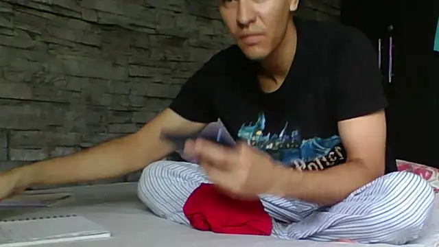 Sexylatin64 online show from April 18, 2026, 12:51 pm