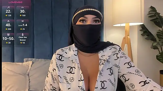 Snapshot of _malih_ chatting on December 15, 2025, 1:06 pm malih online show from December 15, 2025, 1:06 pm