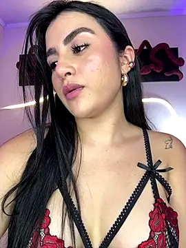 Snapshot of anniemorgan01 chatting on November 6, 2025, 1:20 am anniemorgan01 online show from November 6, 2025, 1:20 am