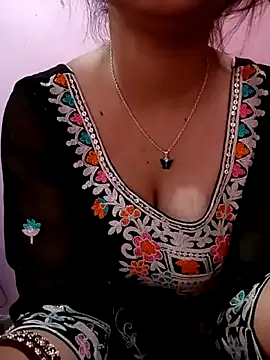 Snapshot of Mahi_Baby25 chatting on November 7, 2025, 3:00 am Mahi Baby25 online show from November 7, 2025, 3:00 am