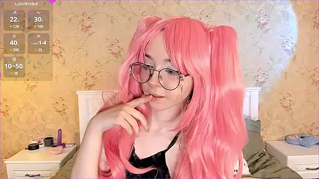 Snapshot of Nora_Failure chatting on December 4, 2024, 12:08 pm Nora Failure online show from December 4, 2024, 12:08 pm