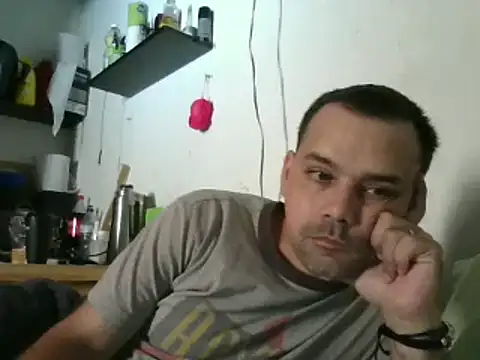 Snapshot of Lolosalvage83 chatting on January 26, 2025, 2:52 pm Lolosalvage83 online show from January 26, 2025, 2:52 pm