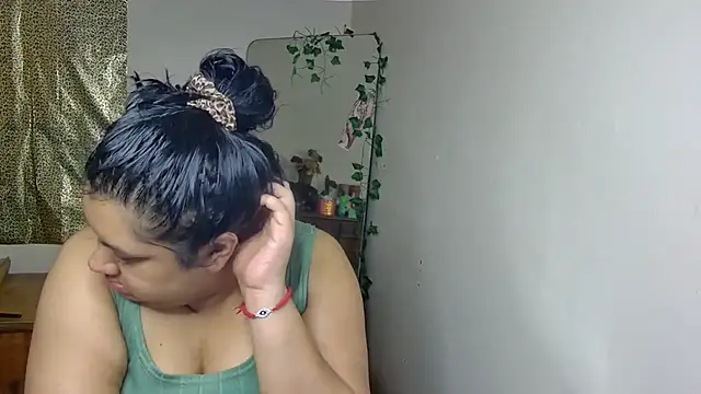 Snapshot of GoddessLorenaTheeSiren chatting on September 9, 2025, 9:30 am GoddessLorenaTheeSiren online show from September 9, 2025, 9:30 am