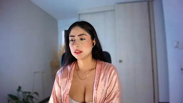 Snapshot of auroracaruso11 chatting on May 23, 2026, 9:47 pm auroracaruso11 online show from May 23, 2026, 9:47 pm