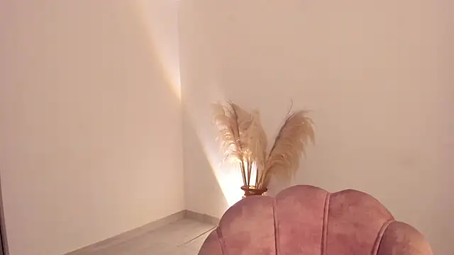 amelie murphy  online show from March 25, 2026, 11:31 am