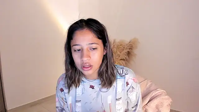 Snapshot of amelie_murphy_ chatting on November 20, 2025, 1:23 pm amelie murphy online show from November 20, 2025, 1:23 pm