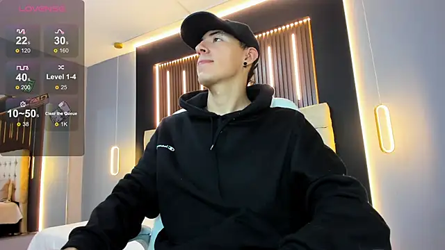 Lobo 17  online show from April 7, 2026, 3:41 am