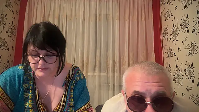 Snapshot of StellarTeam chatting on March 2, 2025, 8:46 pm StellarTeam online show from March 2, 2025, 8:46 pm