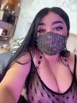 Snapshot of belquiis chatting on April 16, 2026, 1:23 pm belquiis online show from April 16, 2026, 1:23 pm