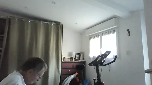 Snapshot of naturiste974 chatting on May 11, 2026, 5:31 am naturiste974 online show from May 11, 2026, 5:31 am