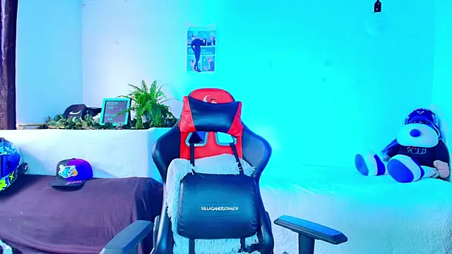 twink sebas  online show from November 24, 2025, 2:39 pm