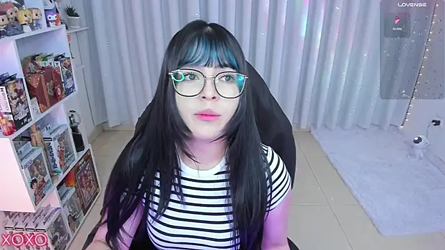 Snapshot of misshoneyxxx chatting on May 16, 2026, 12:04 pm misshoneyxxx online show from May 16, 2026, 12:04 pm