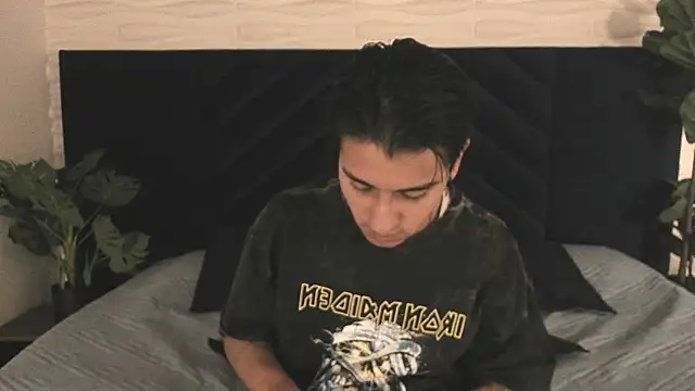 Snapshot of Andy_Joy_ chatting on October 27, 2025, 11:33 am Andy Joy online show from October 27, 2025, 11:33 am