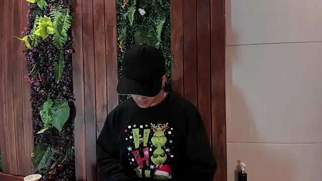 Snapshot of Andy_Joy_ chatting on December 4, 2025, 11:31 am Andy Joy online show from December 4, 2025, 11:31 am