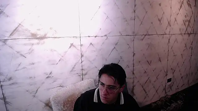 Snapshot of Andy_Joy_ chatting on October 24, 2025, 11:42 am Andy Joy online show from October 24, 2025, 11:42 am