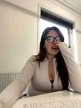 Snapshot of Miss_Stassi chatting on December 9, 2024, 9:06 am Miss Stassi online show from December 9, 2024, 9:06 am