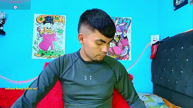 Snapshot of kalivan_voinesscu chatting on February 17, 2025, 6:53 am kalivan voinesscu online show from February 17, 2025, 6:53 am