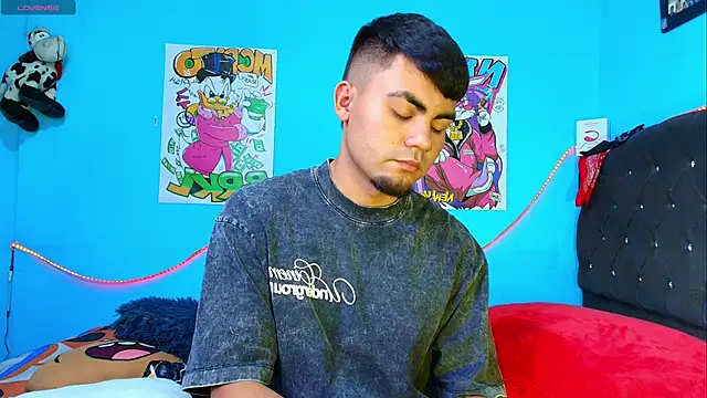 Snapshot of kalivan_voinesscu chatting on February 18, 2025, 5:53 am kalivan voinesscu online show from February 18, 2025, 5:53 am