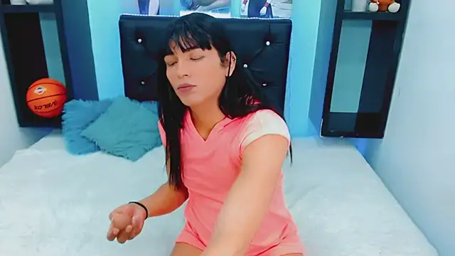 antonela xxx online show from October 21, 2025, 7:13 pm