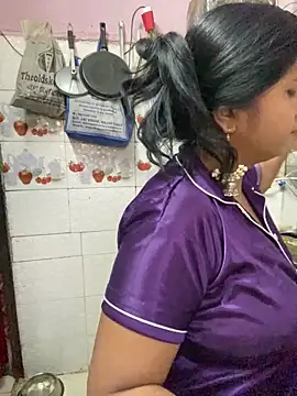 Tameesh sexy mistress online show from April 18, 2026, 4:37 am