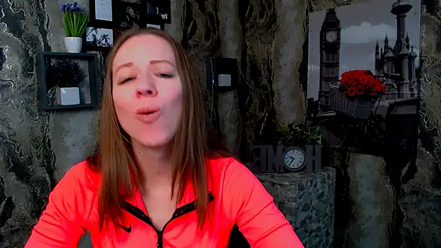 GloriaSi  online show from February 4, 2026, 5:46 am